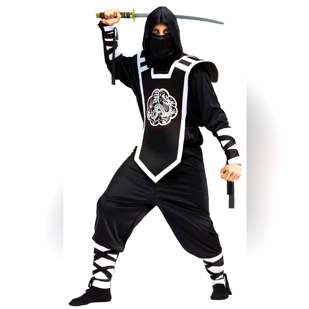 Costume